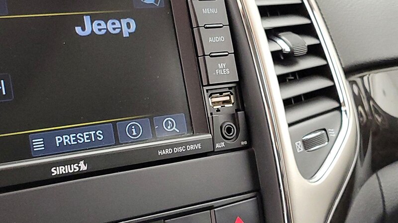 2013 Jeep Grand Cherokee Altitude 19