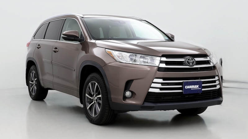 2018 Toyota Highlander XLE Hero Image