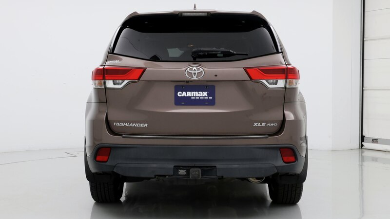 2018 Toyota Highlander XLE 6