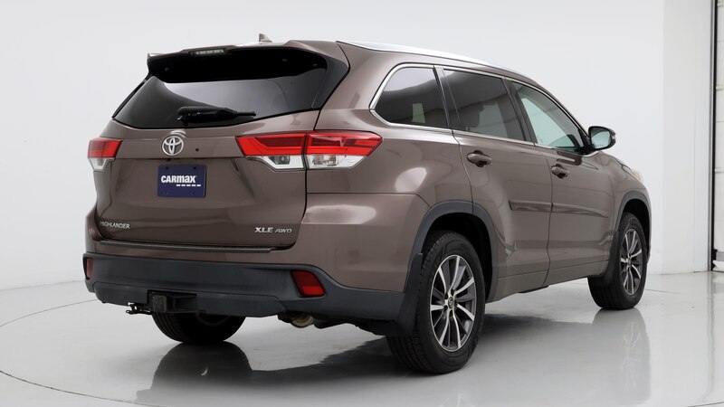 2018 Toyota Highlander XLE 8