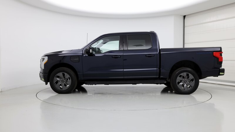 2022 Ford F-150 Lightning Lariat 3