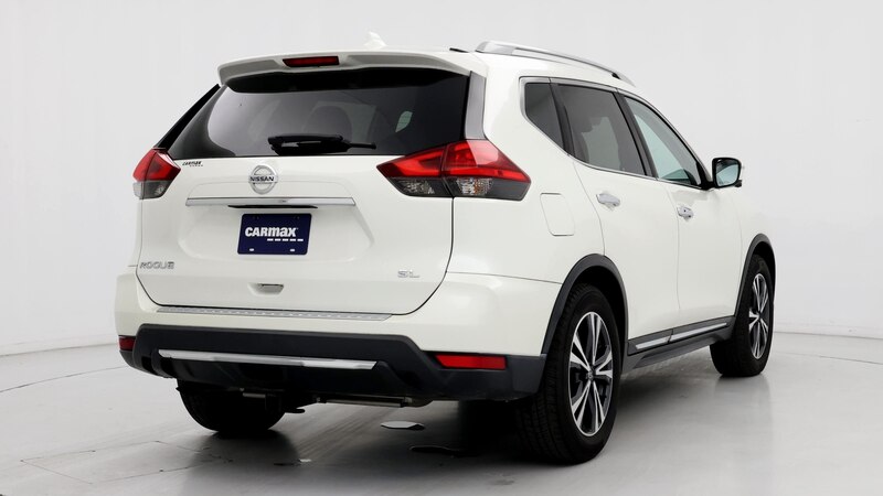 2017 Nissan Rogue SL 8