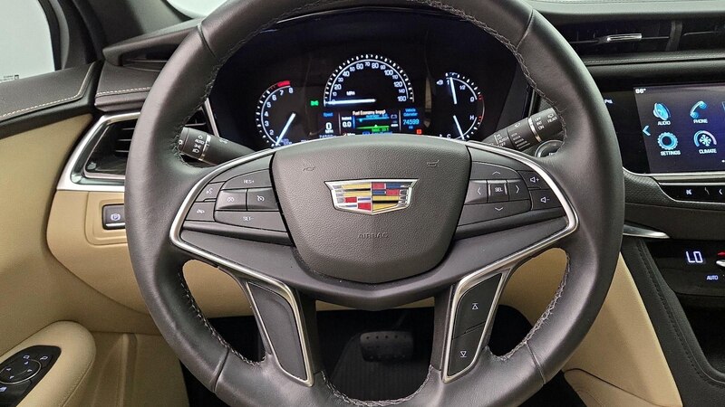 2018 Cadillac XT5  10