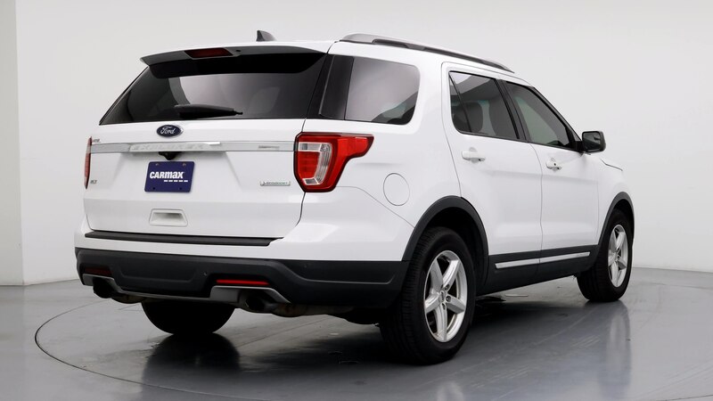 2018 Ford Explorer XLT 8