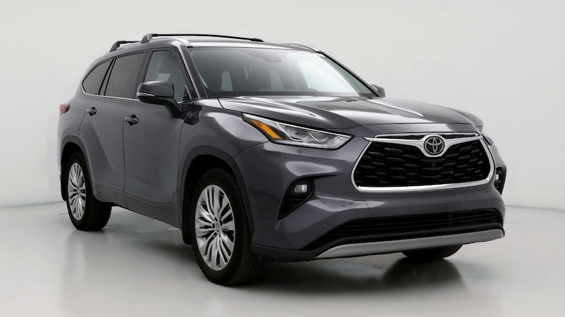 2022 Toyota Highlander Platinum Hero Image