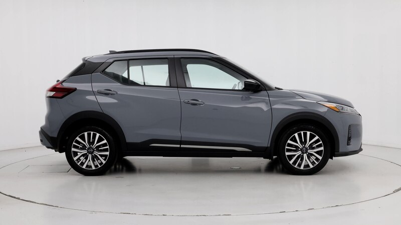 2023 Nissan Kicks SR 7