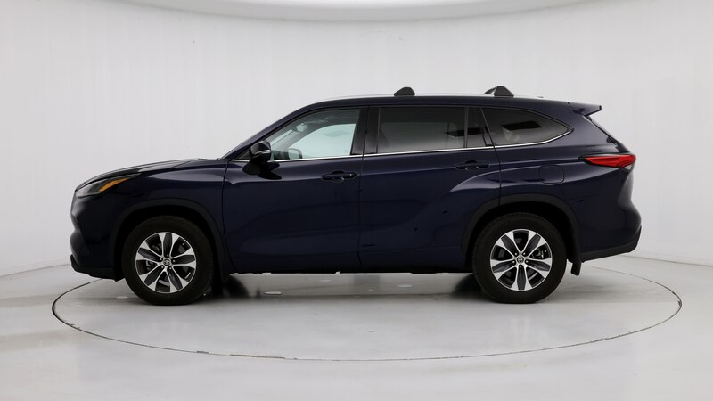 2021 Toyota Highlander XLE 3