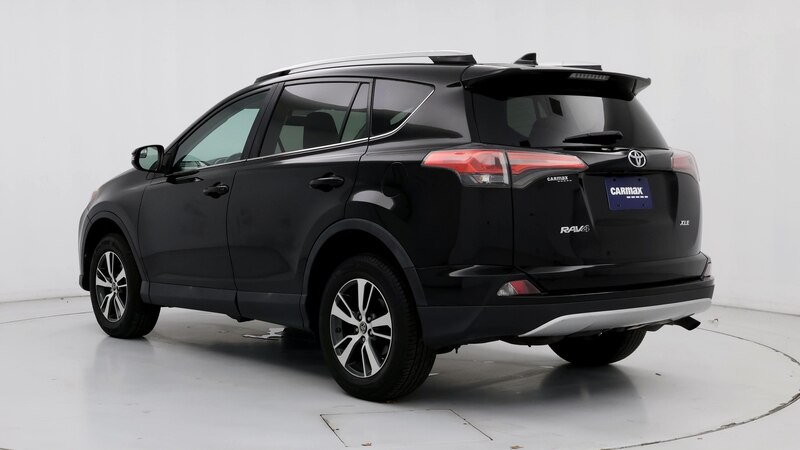 2016 Toyota RAV4 XLE 2