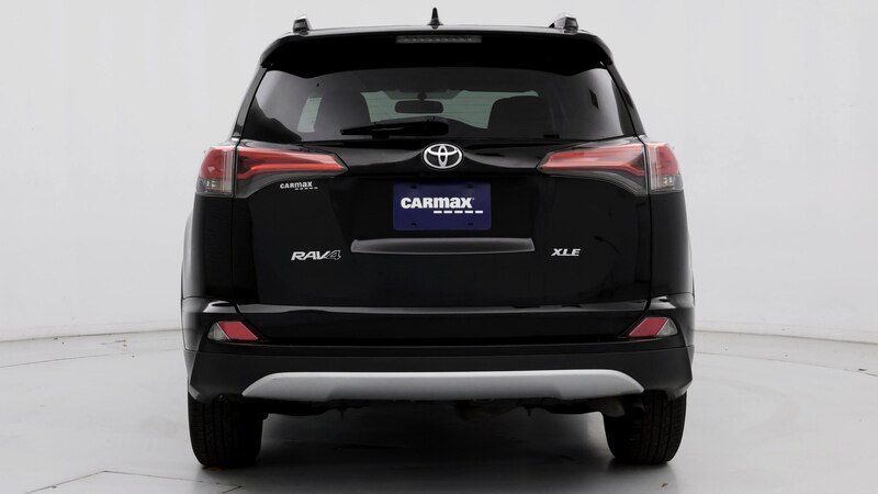 2016 Toyota RAV4 XLE 6