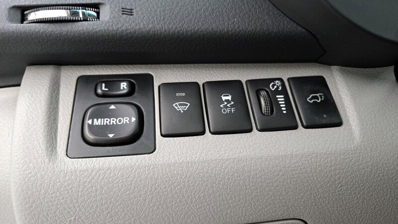 2013 Toyota Highlander Limited 13