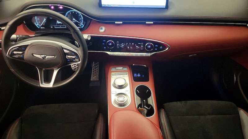 2022 Genesis GV70 Sport 9