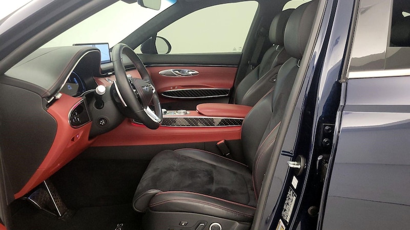 2022 Genesis GV70 Sport 11