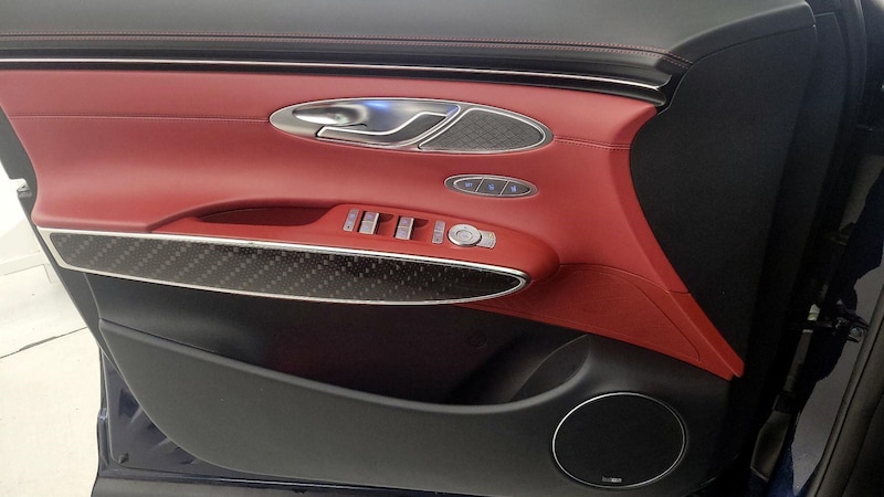 2022 Genesis GV70 Sport 12