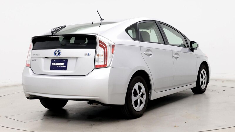 2015 Toyota Prius Two 8