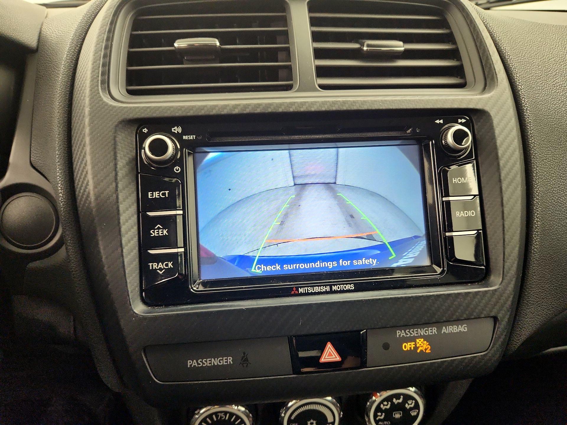 Thumbnail: 2018 Mitsubishi Outlander Sport - 14