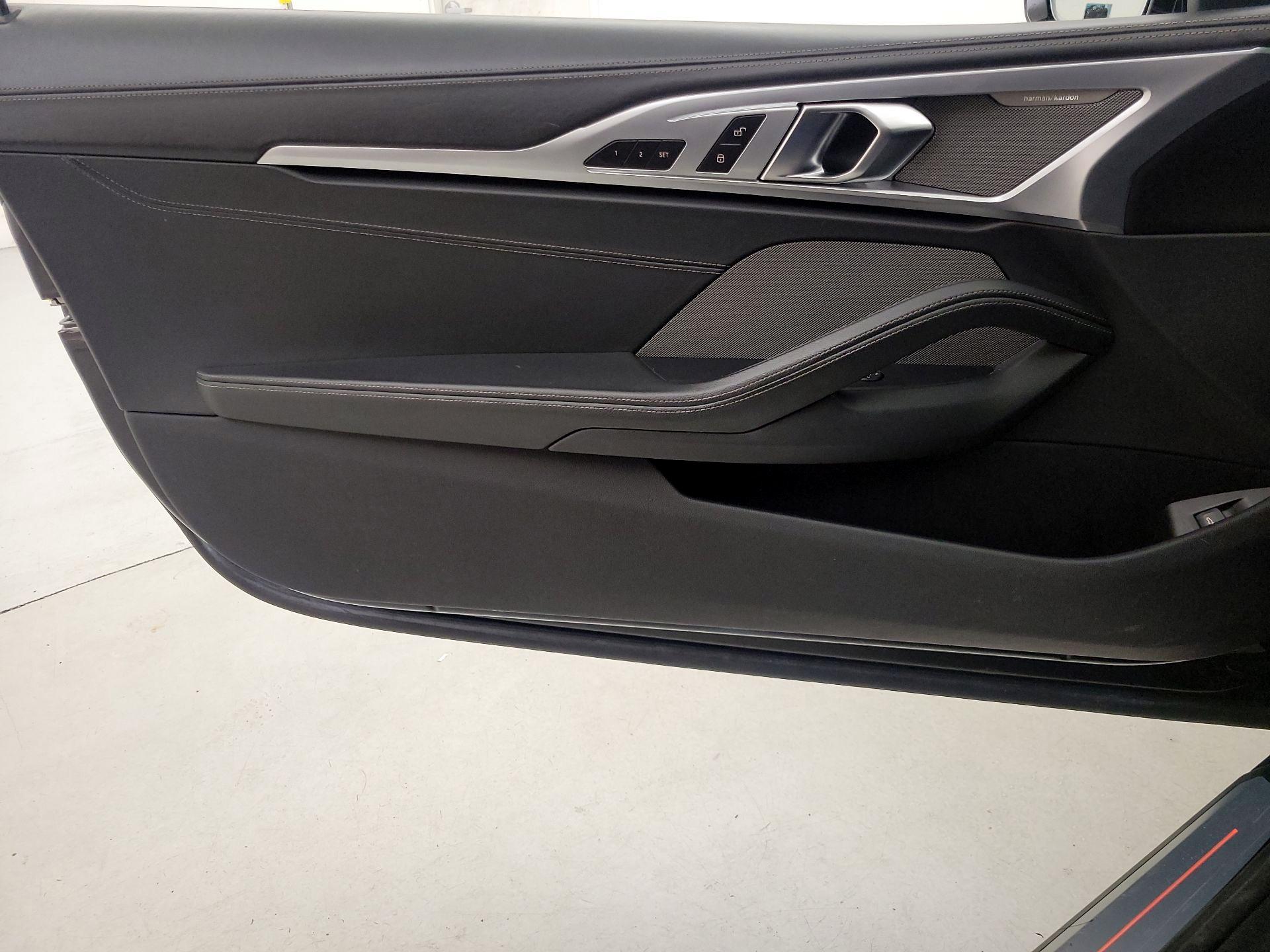 Thumbnail: 2020 BMW 8 Series - 12