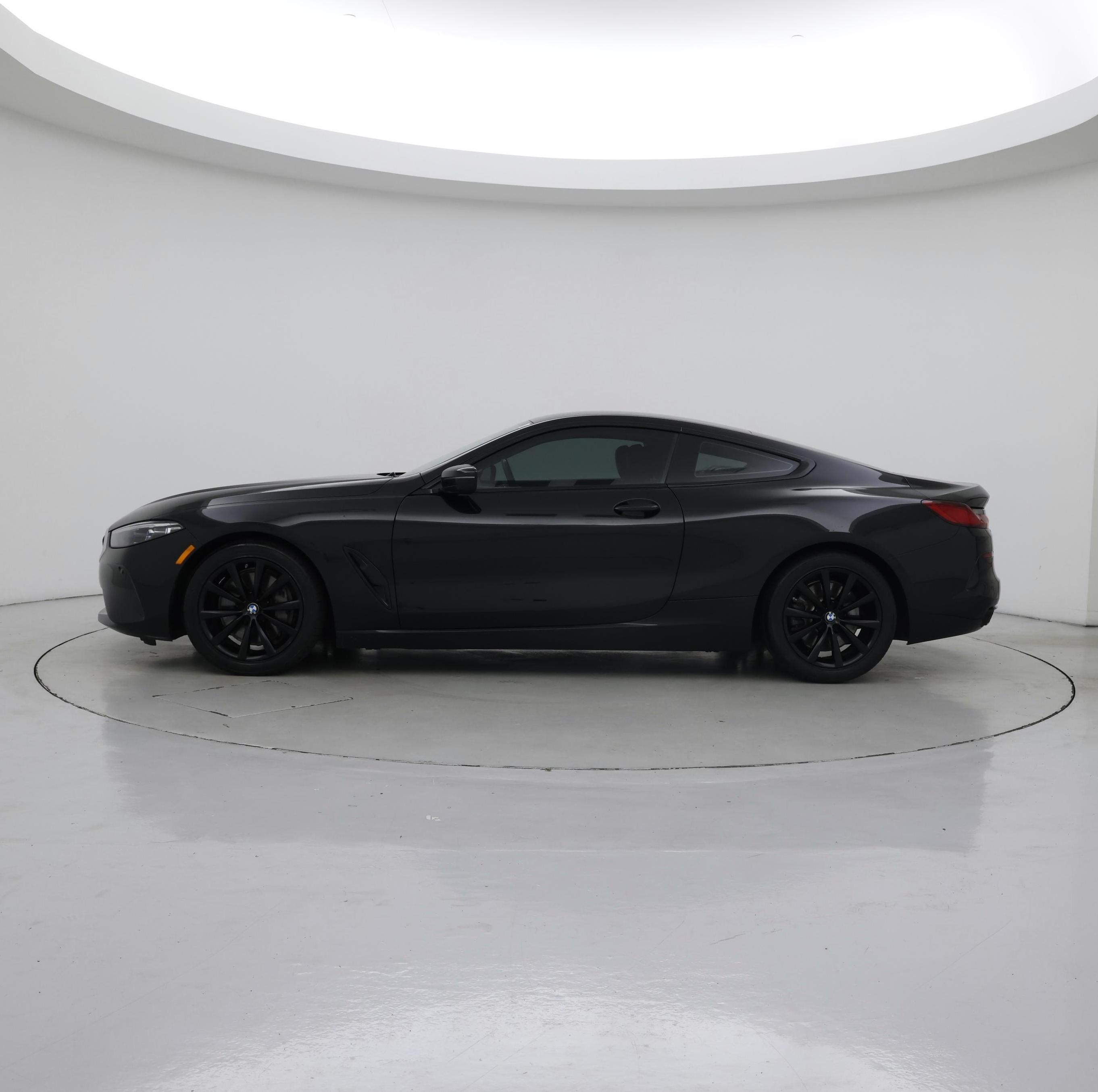 Thumbnail: 2020 BMW 8 Series - 3