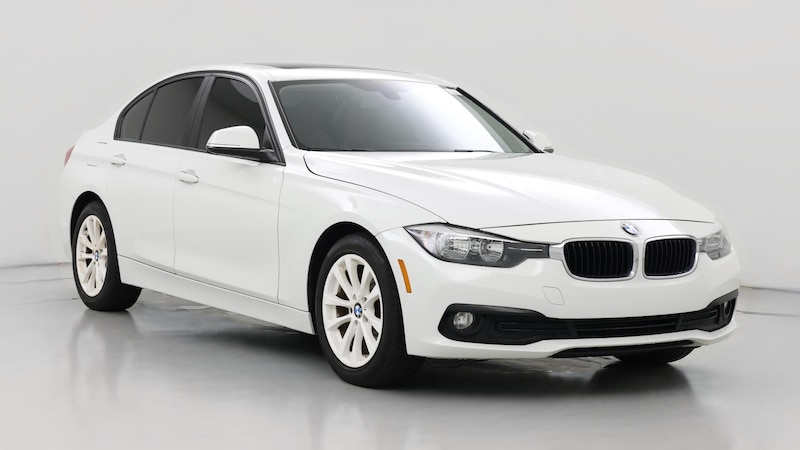 2016 BMW 3 Series 320i Hero Image