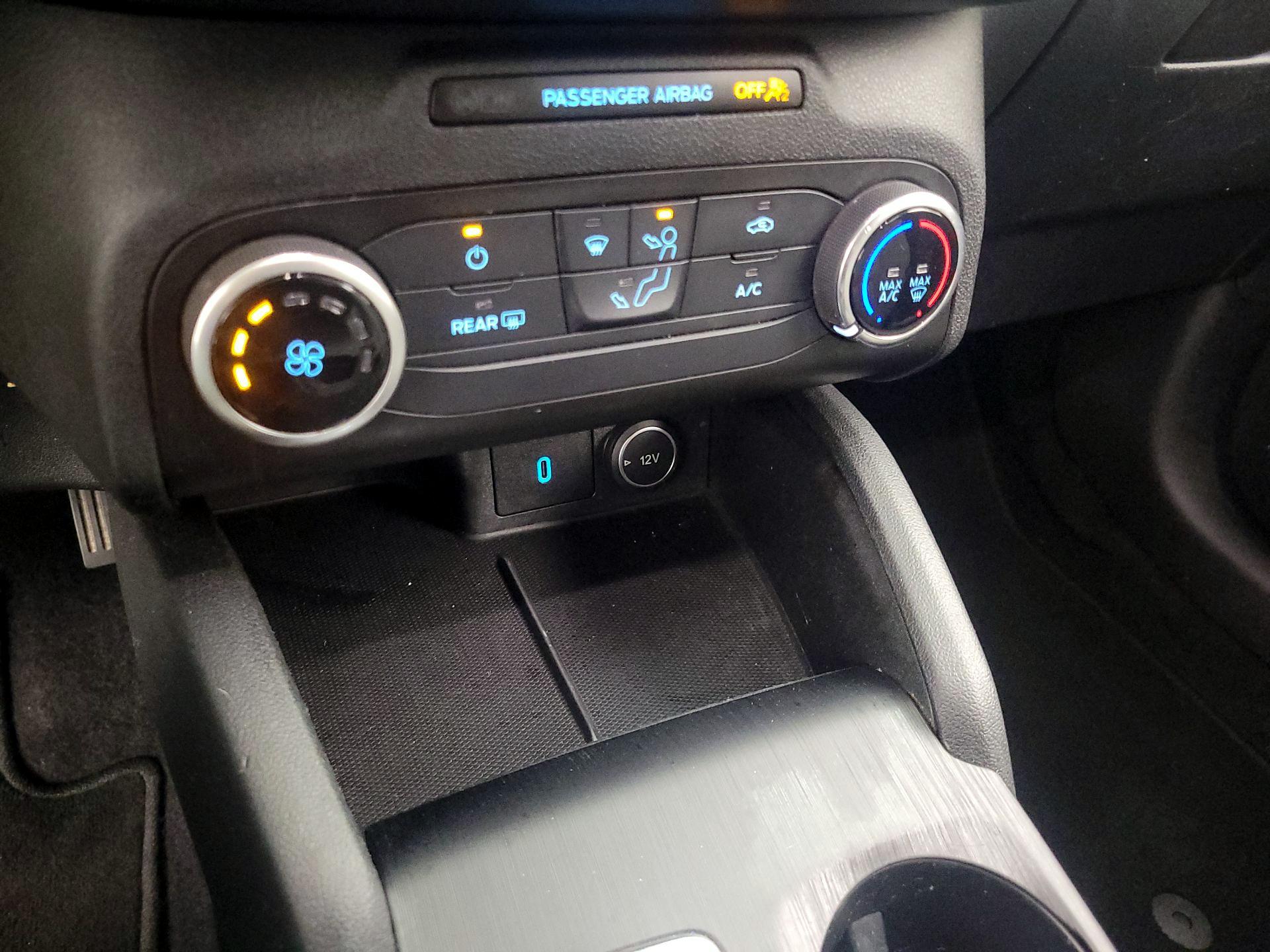 Thumbnail: 2020 Ford Escape - 16