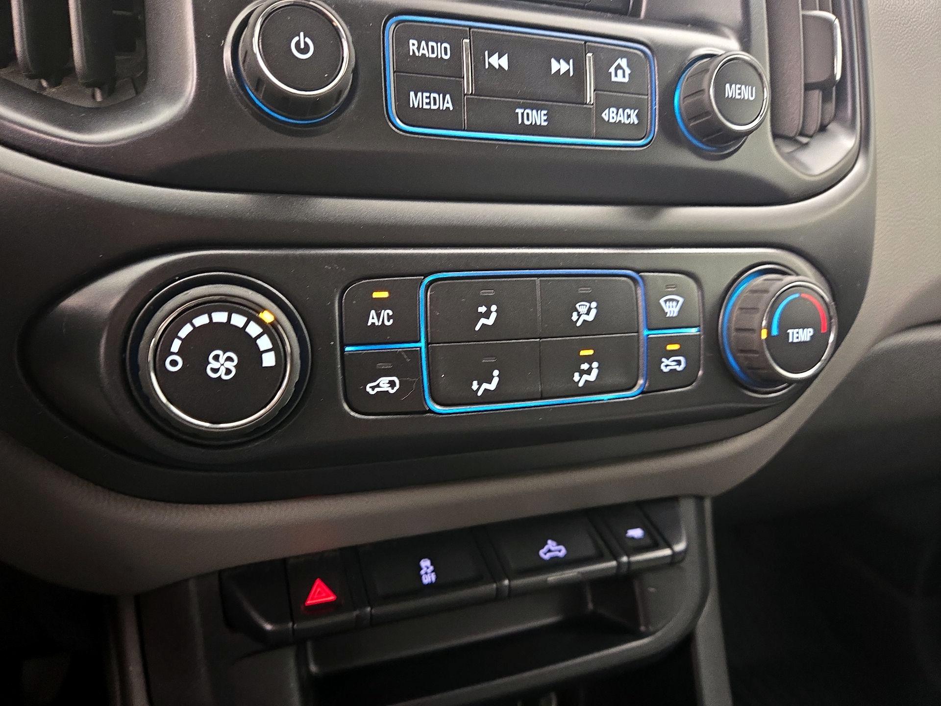 Thumbnail: 2016 Chevrolet Colorado - 16