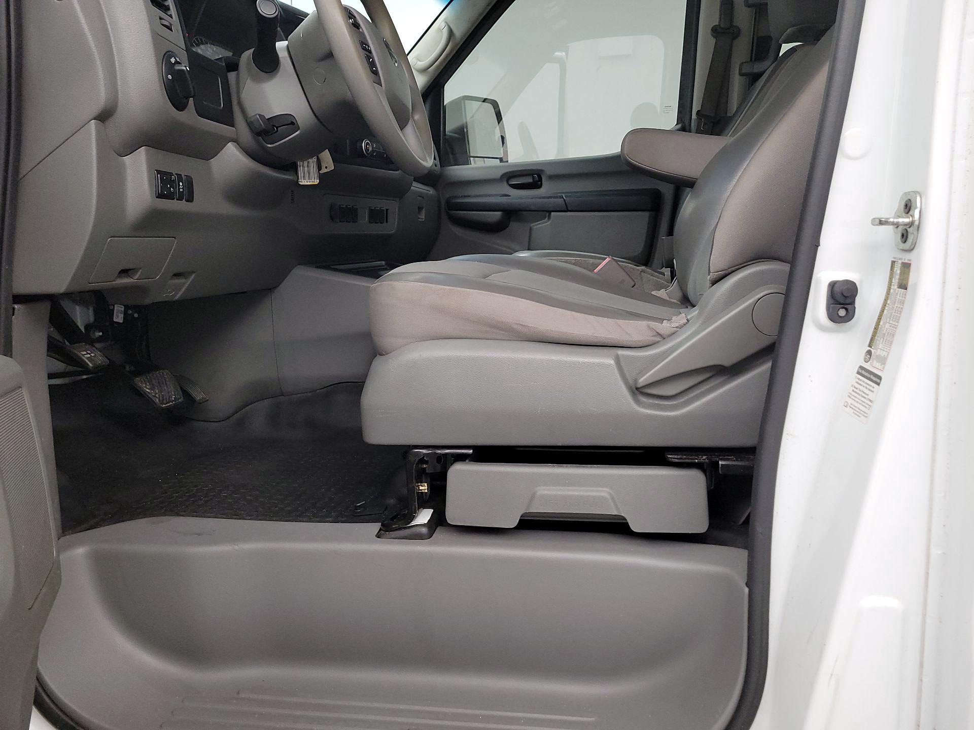 Thumbnail: 2019 Nissan NV - 11