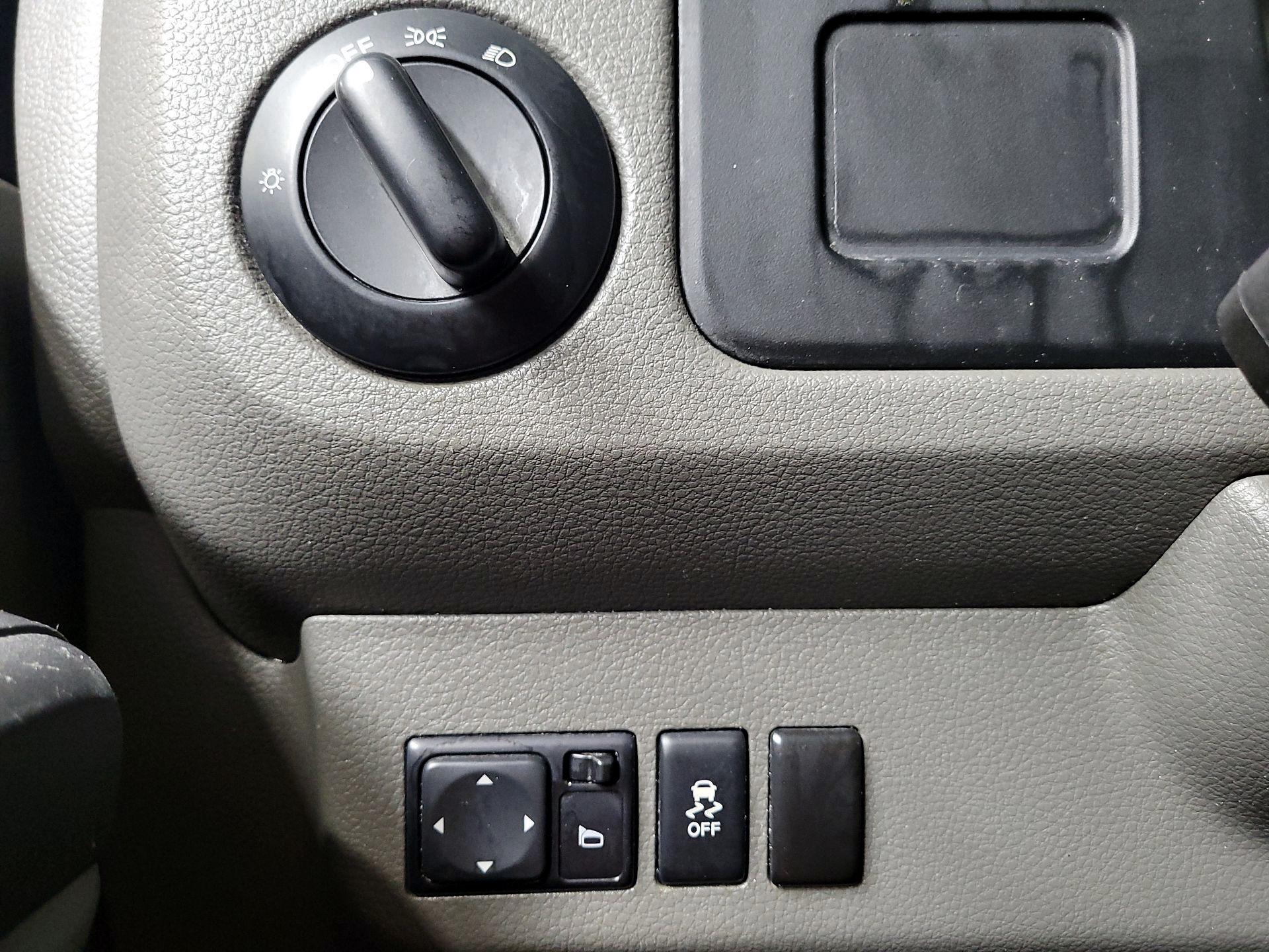 Thumbnail: 2019 Nissan NV - 13