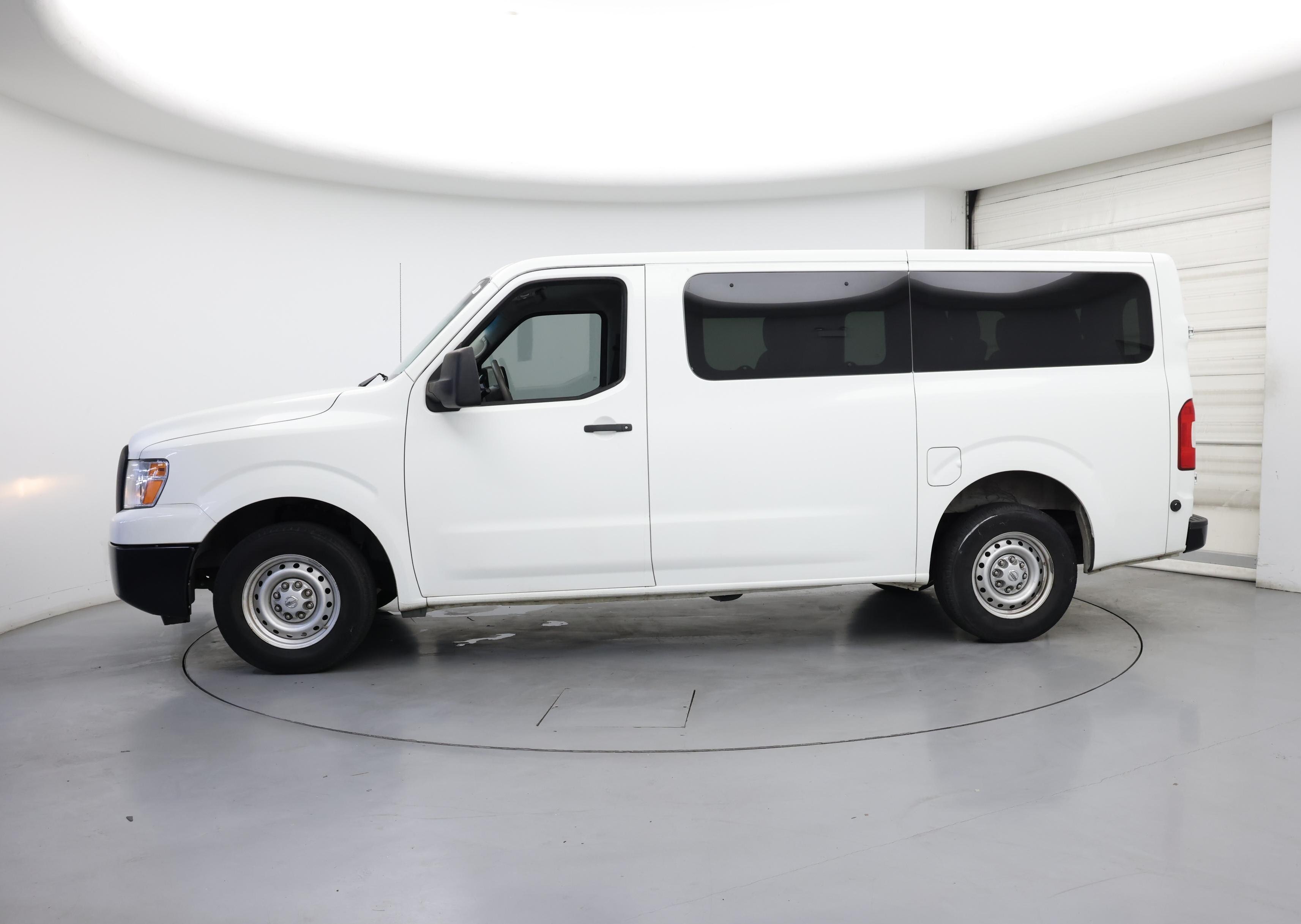 Thumbnail: 2019 Nissan NV - 3
