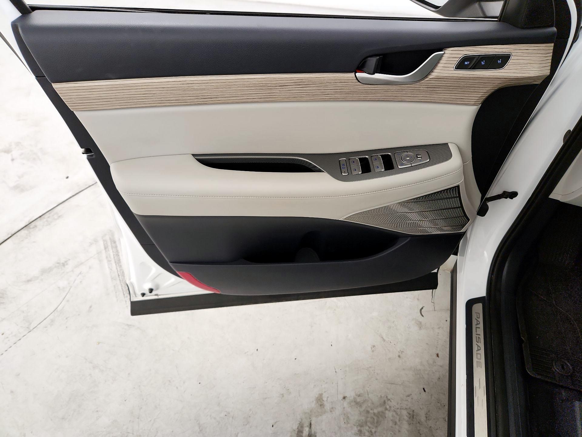 Thumbnail: 2022 Hyundai Palisade - 12