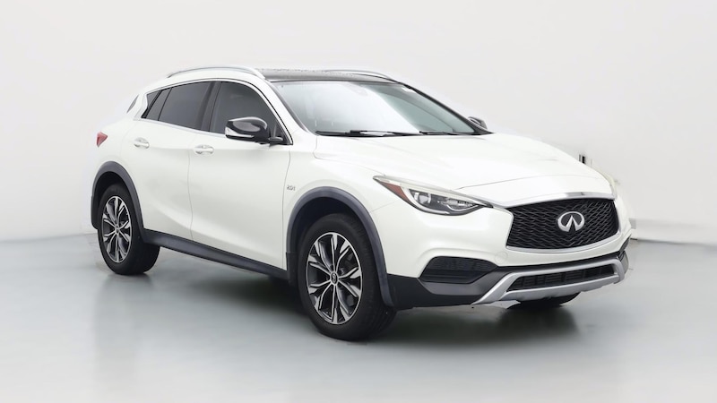 2018 INFINITI QX30 Luxury Hero Image