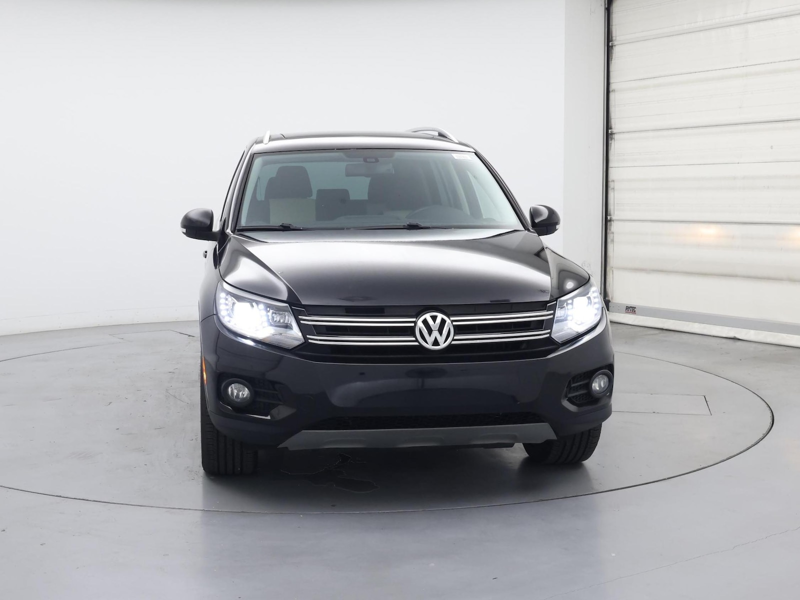 Image 6 of 2016 Volkswagen Tiguan SE