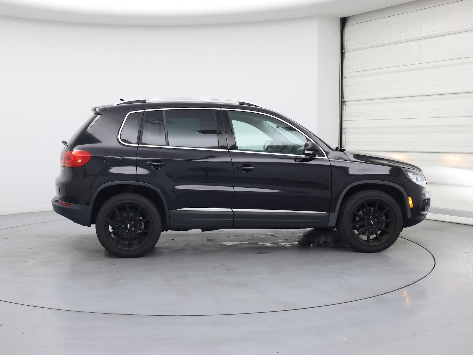 Image 8 of 2016 Volkswagen Tiguan SE