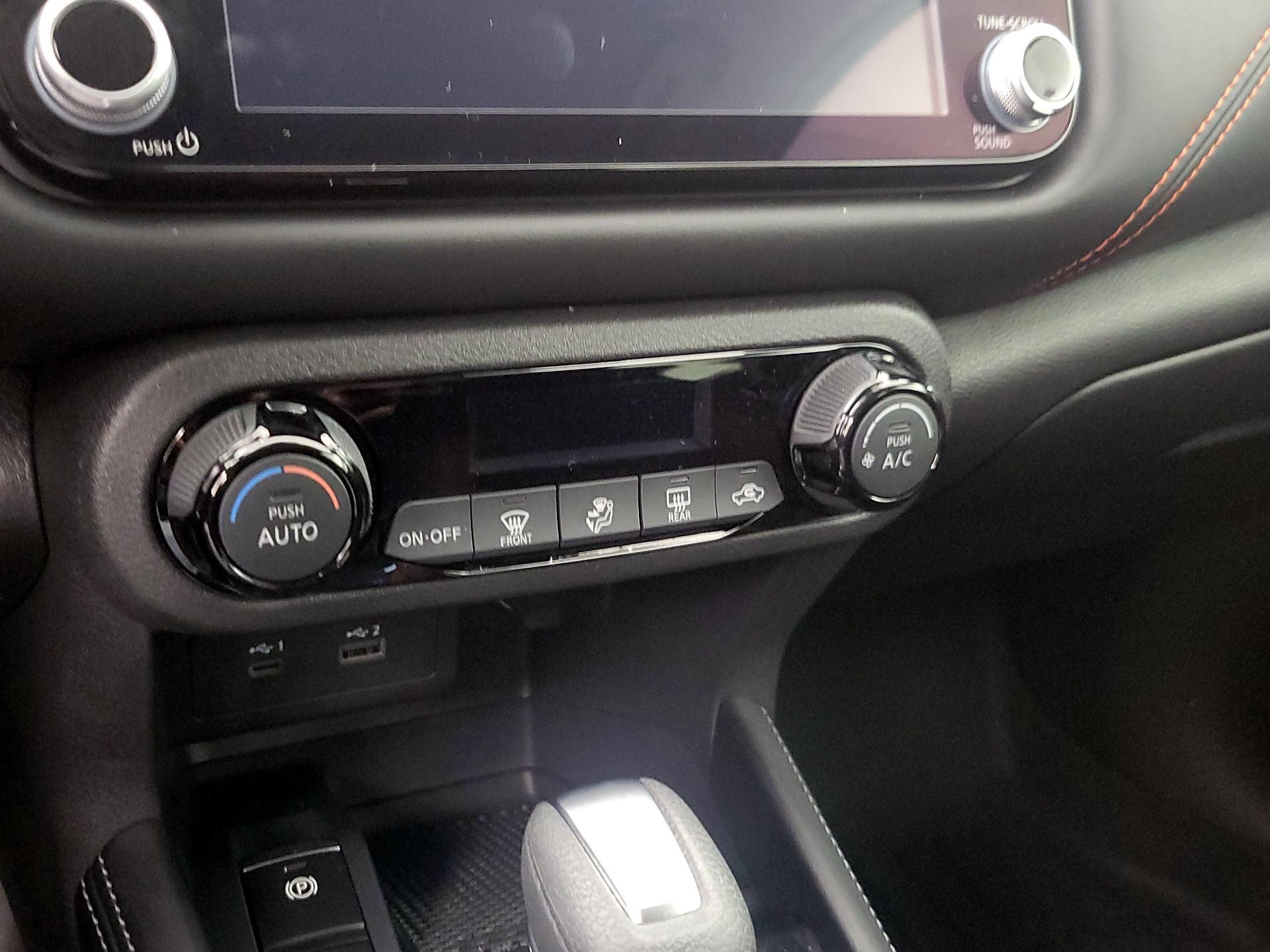 Thumbnail: 2024 Nissan Kicks - 15