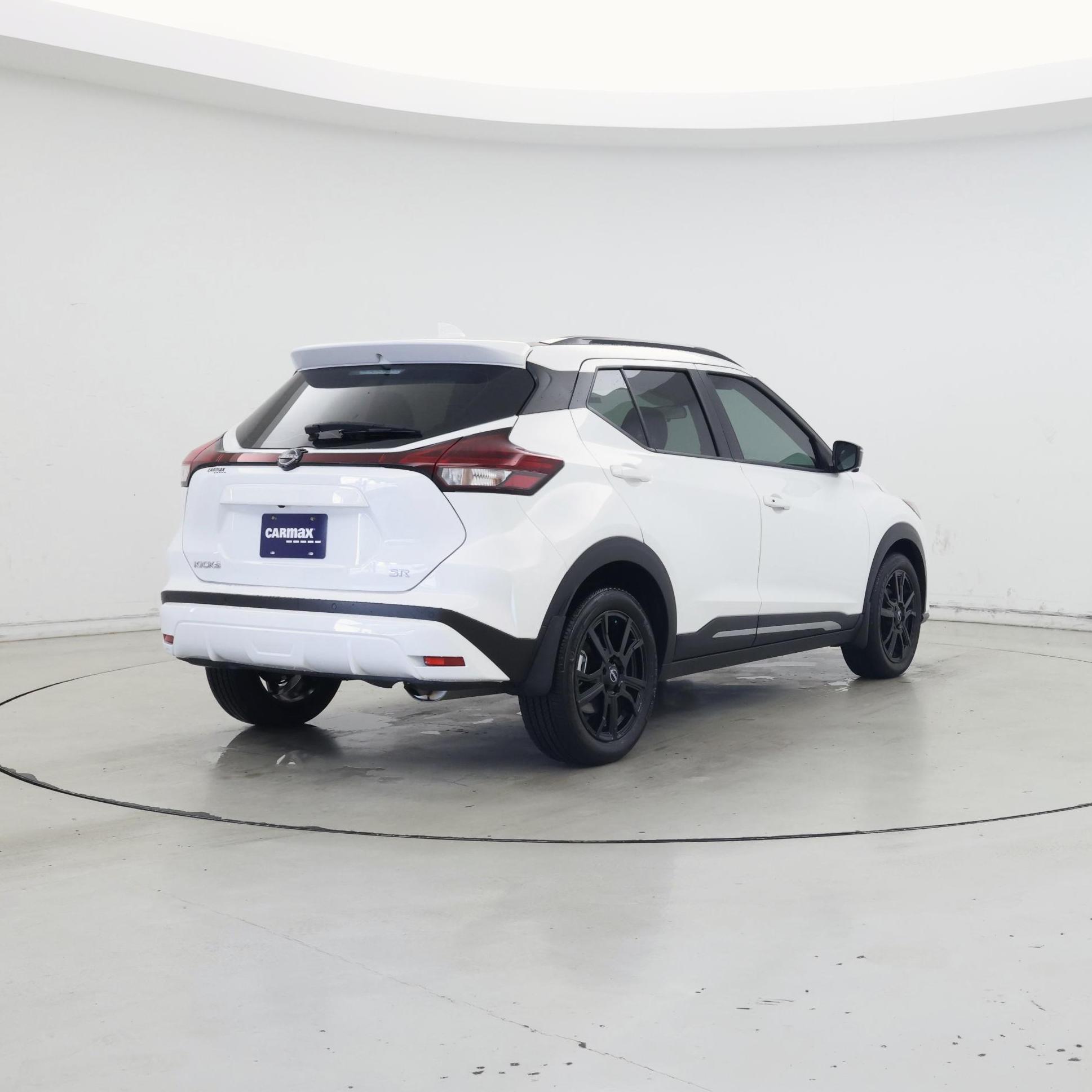 Thumbnail: 2024 Nissan Kicks - 8