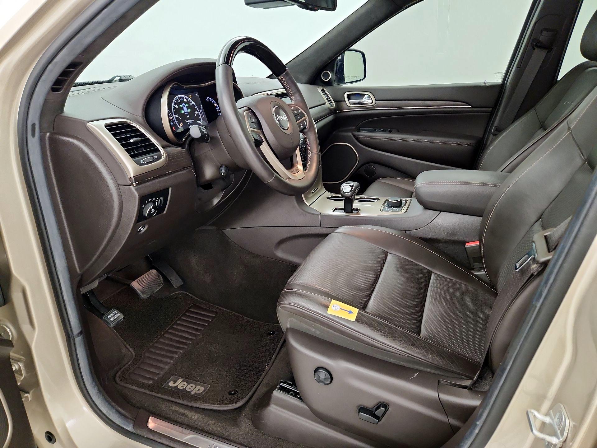 Thumbnail: 2014 Jeep Grand Cherokee - 11