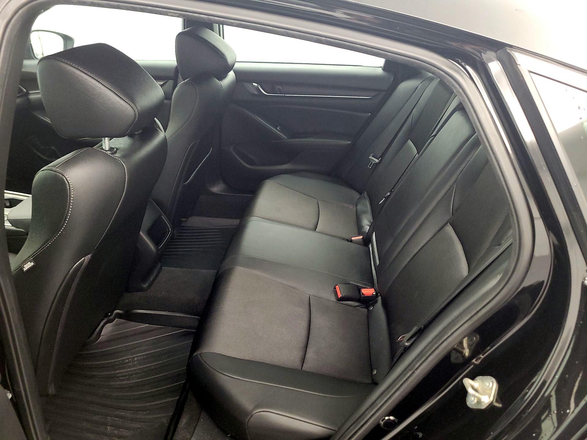 Thumbnail: 2019 Honda Accord - 18