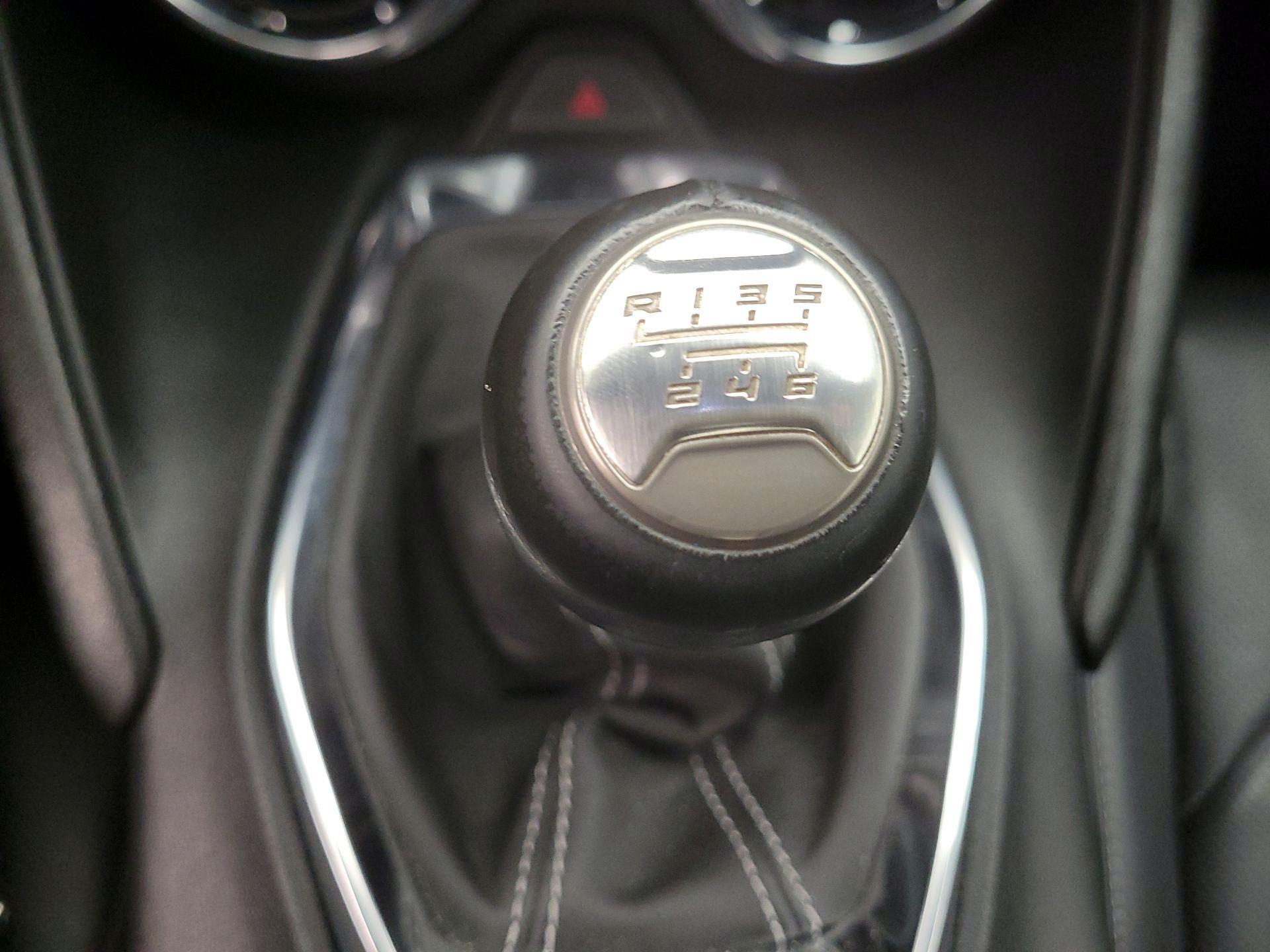 Thumbnail: 2020 Chevrolet Camaro - 17