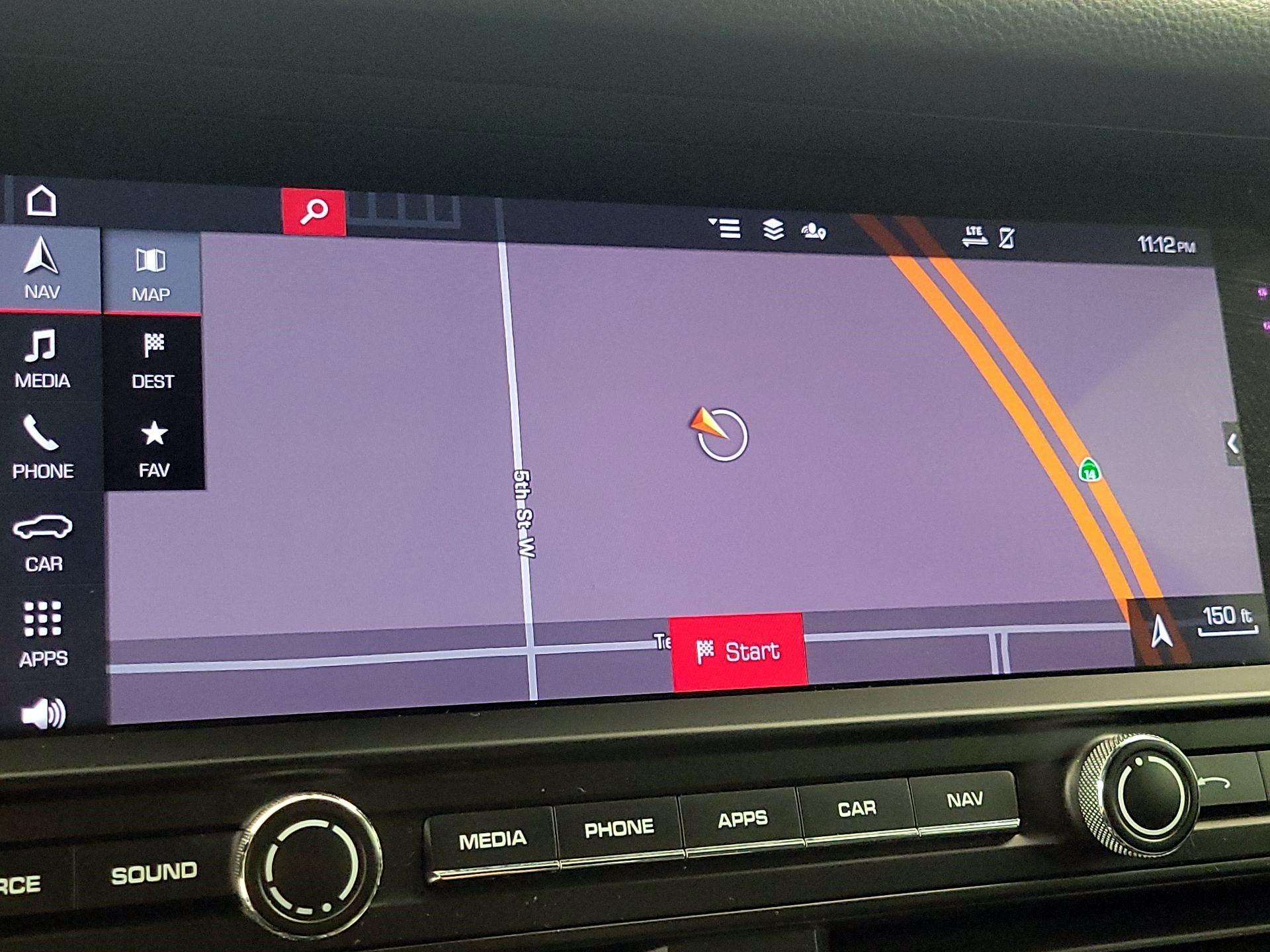 Thumbnail: 2020 Porsche Macan - 14