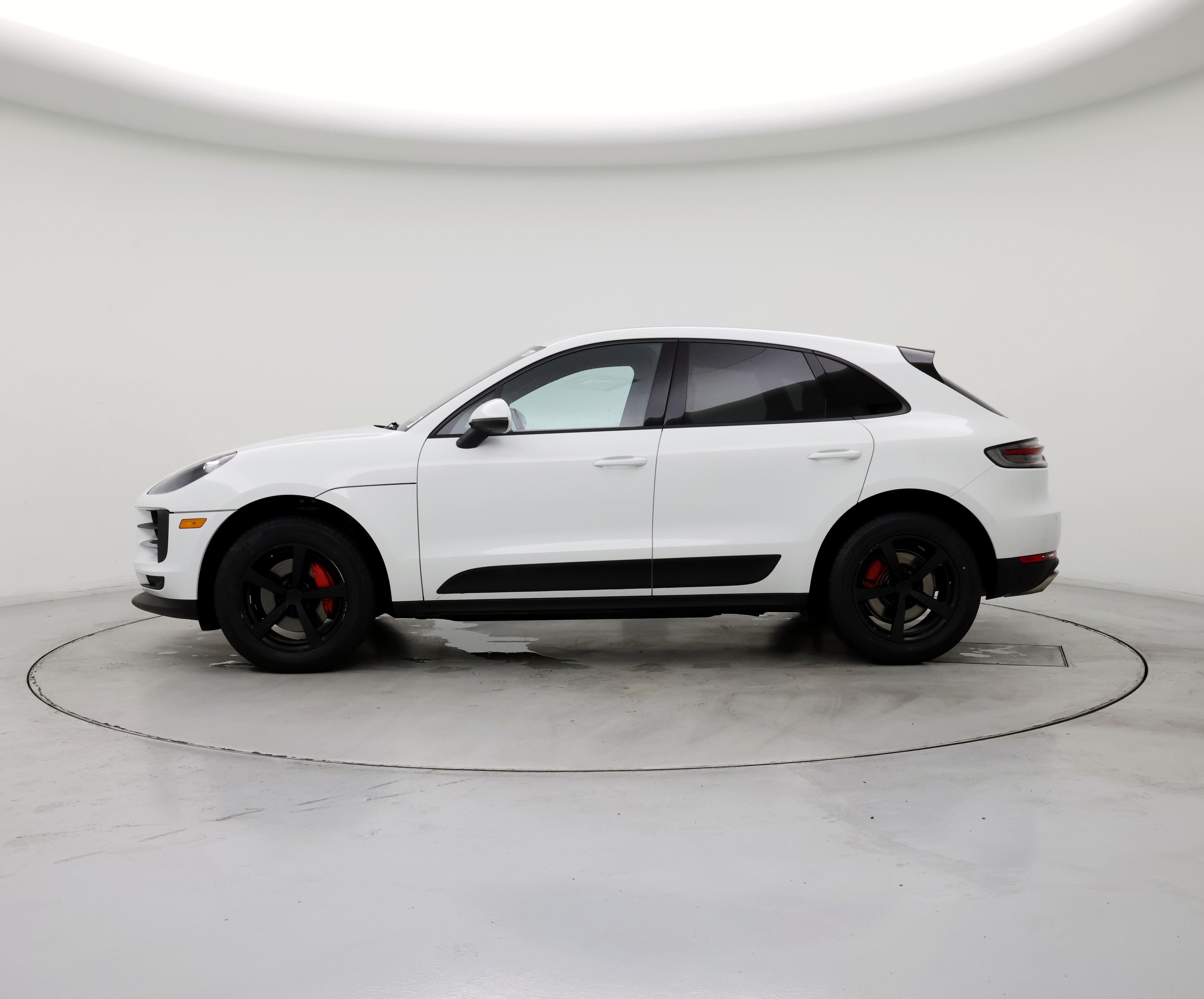 Thumbnail: 2020 Porsche Macan - 3