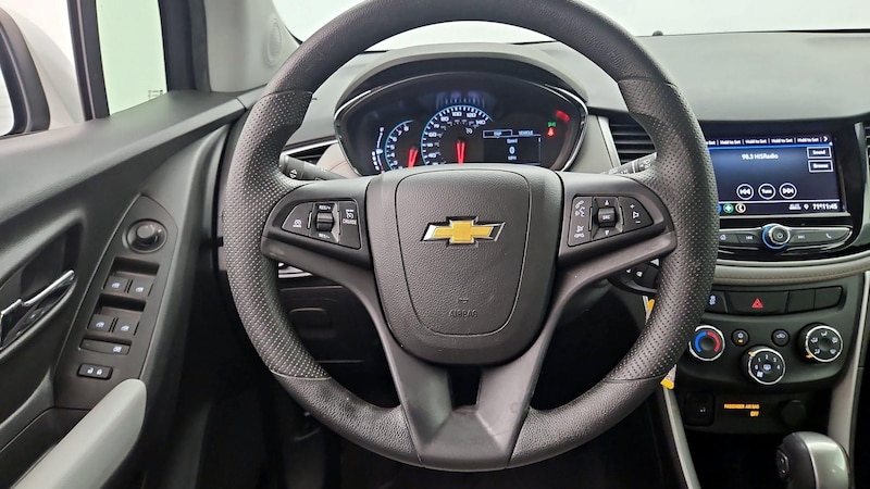 2021 Chevrolet Trax LT 10