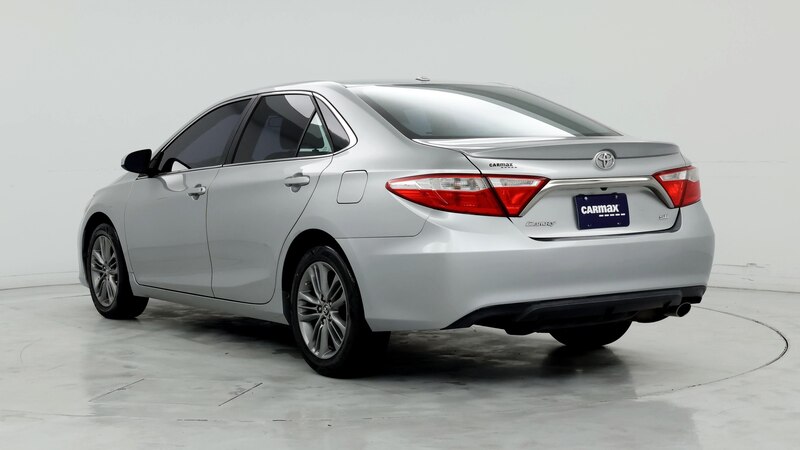 2015 Toyota Camry SE 2