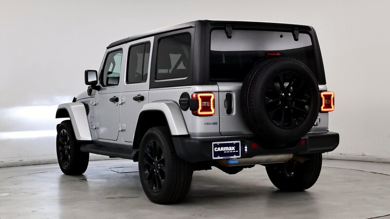 2023 Jeep Wrangler Unlimited Sahara 2