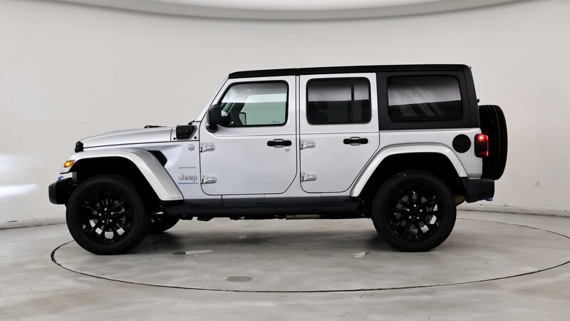 2023 Jeep Wrangler Unlimited Sahara 3