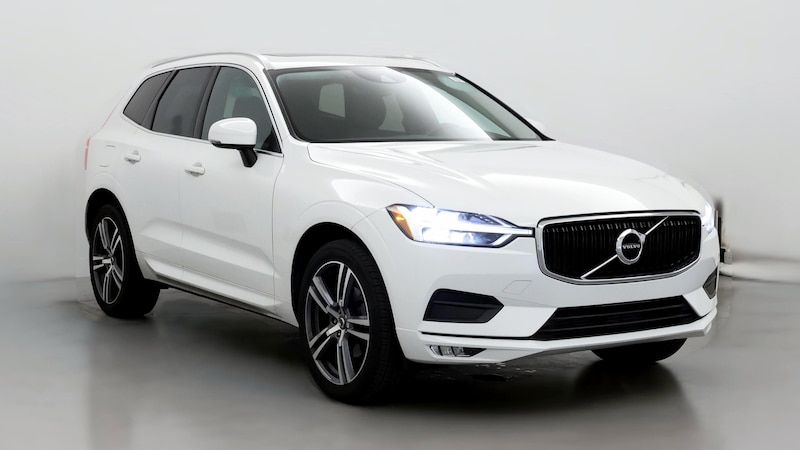 2021 Volvo XC60 T5 Momentum Hero Image