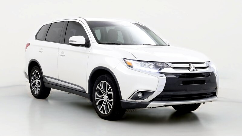 2018 Mitsubishi Outlander SE Hero Image