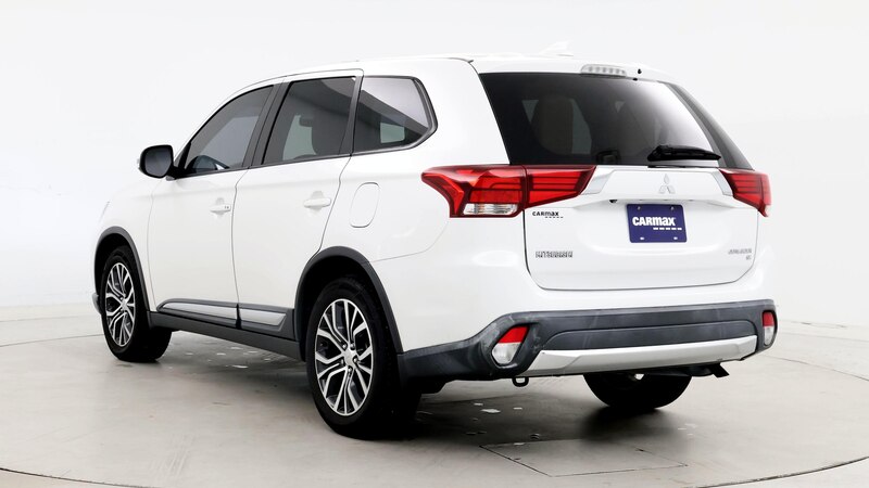 2018 Mitsubishi Outlander SE 2