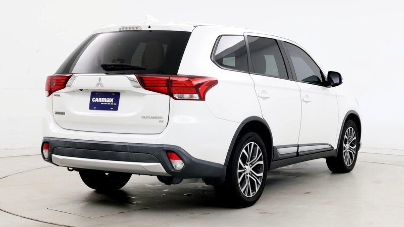 2018 Mitsubishi Outlander SE 8