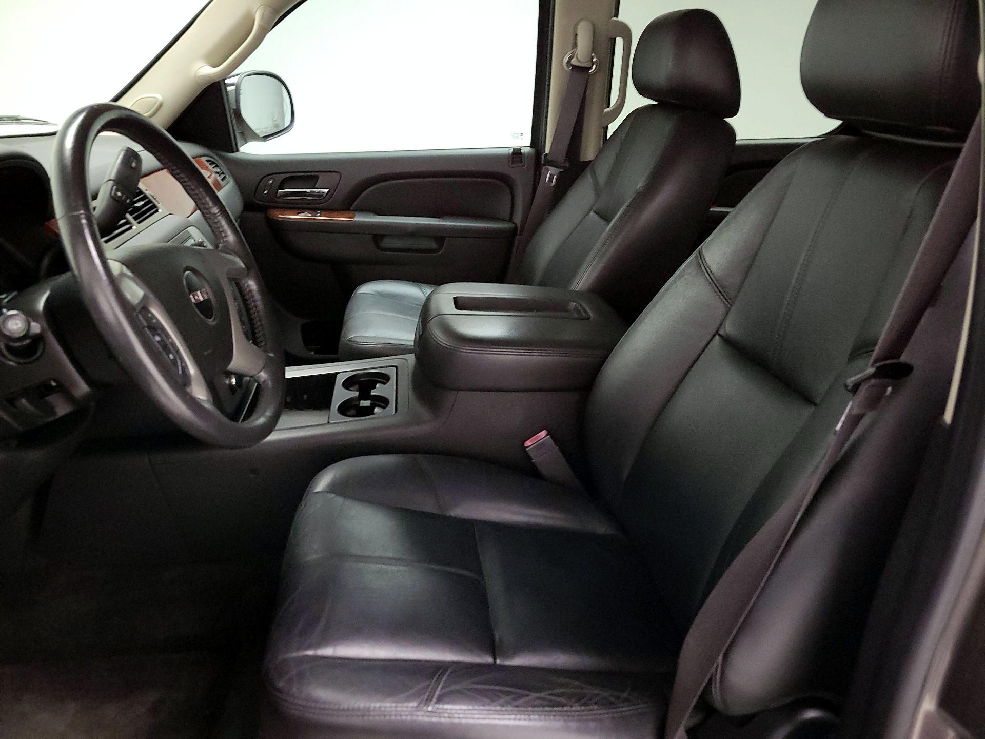 Thumbnail: 2013 GMC Yukon - 11