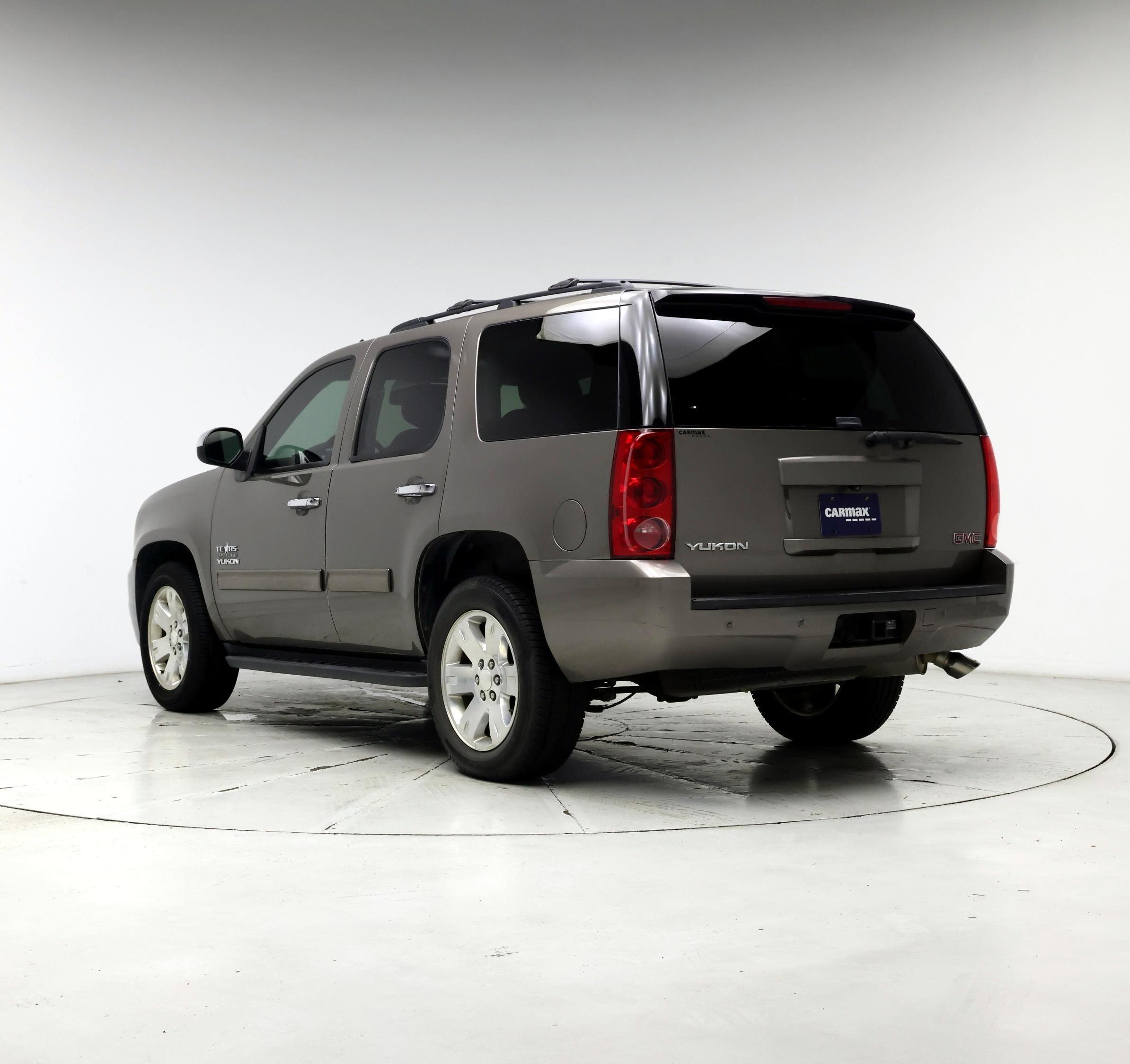 Thumbnail: 2013 GMC Yukon - 2