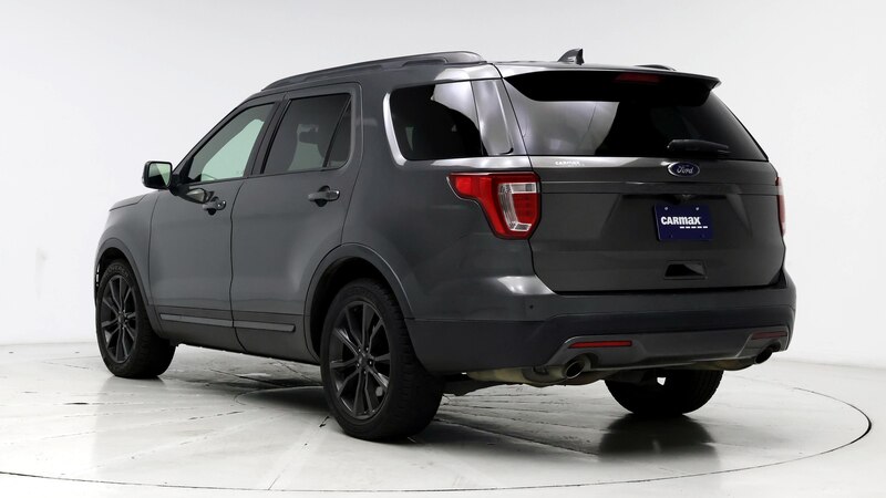 2017 Ford Explorer XLT 2