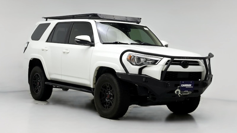 2020 Toyota 4Runner SR5 Hero Image